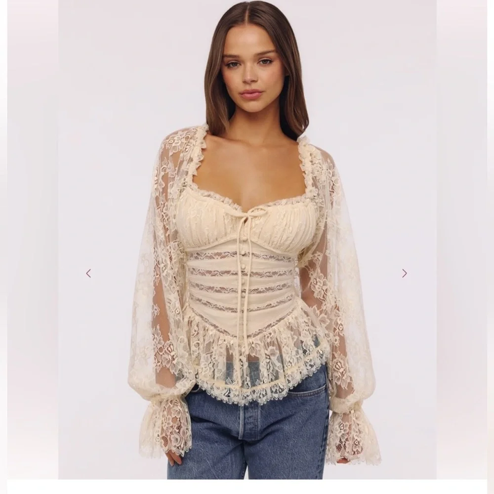 HOUSE OF CB Cara Balloon Sleeve Crop Lace Top, medium